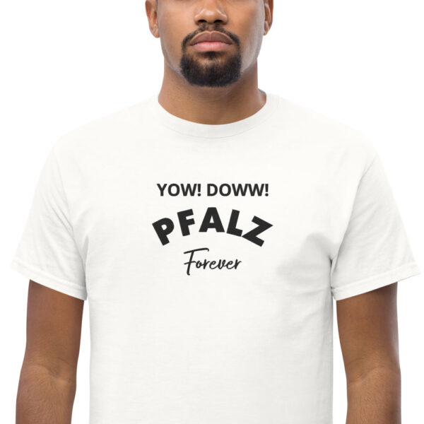 T-Shirt mit Pfalz Aufschrift.